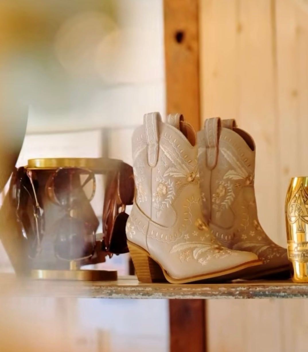 Luca Embroidered Western Boot