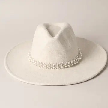 Vanessa Pearl Cowgirl Hat in Beige