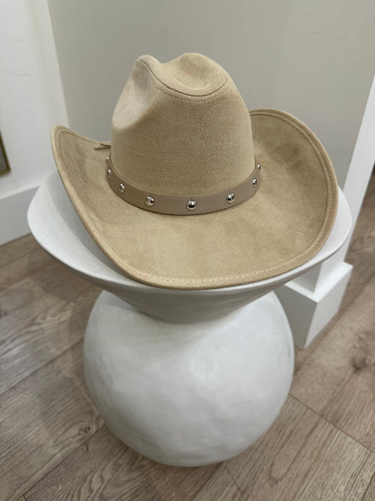 Kendal Beige Stud Hat
