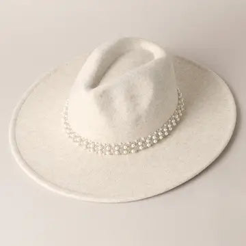 Vanessa Pearl Cowgirl Hat in Beige